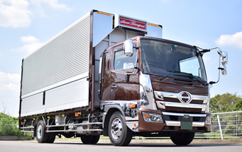 4t 正面